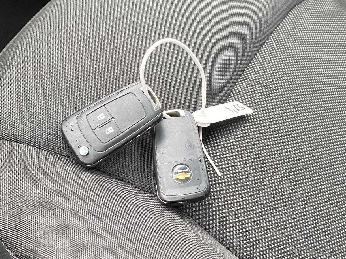 Chevrolet Orlando 2.0VCDi , 120 kW nafta, 2012 - 10