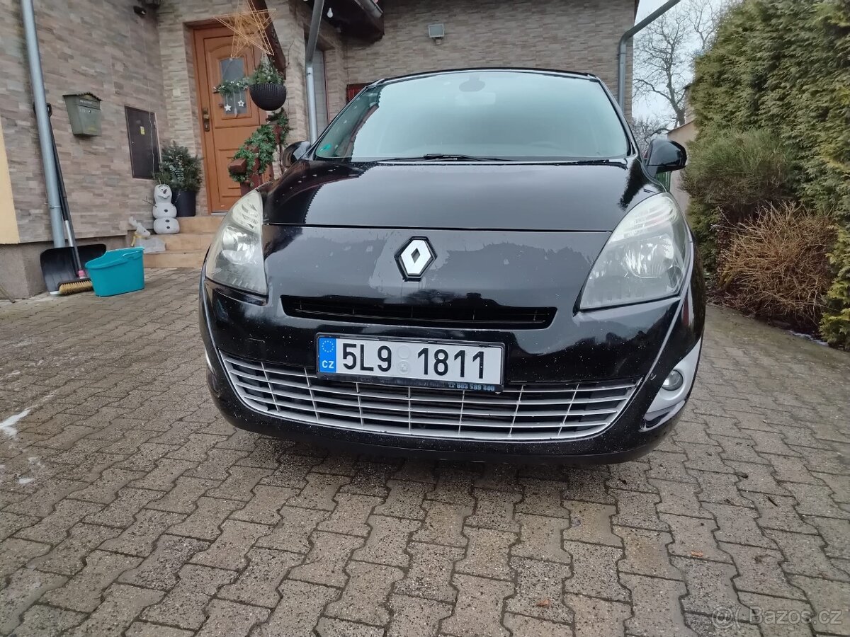 Renault Grand Scénic 1.9 TDCI 96 KW - 10