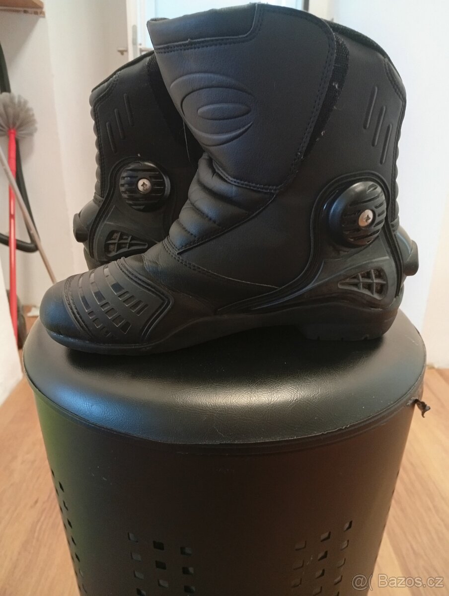 Dámské kotníkové boty - 10