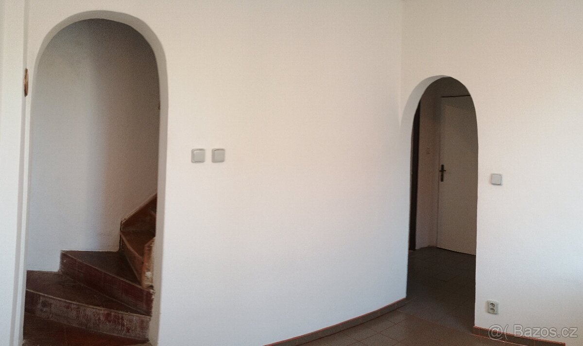 Prodej čtvrtdomku 3+1, garáž - 10