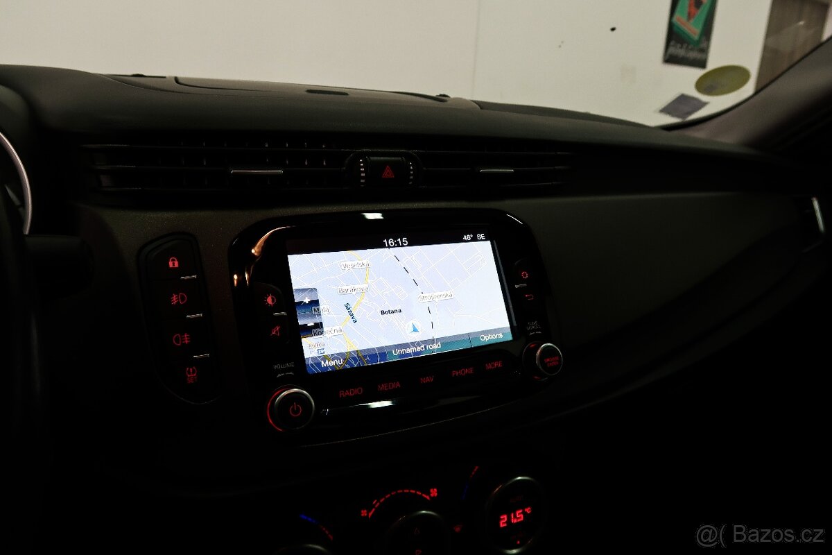 Alfa Romeo Giulietta 2.0 JTDM 129kW, A/T ZÁRUKA, TURISMO - 10