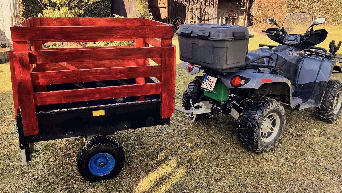 Čtyřkolka Arctic Cat 700 TRV - 10