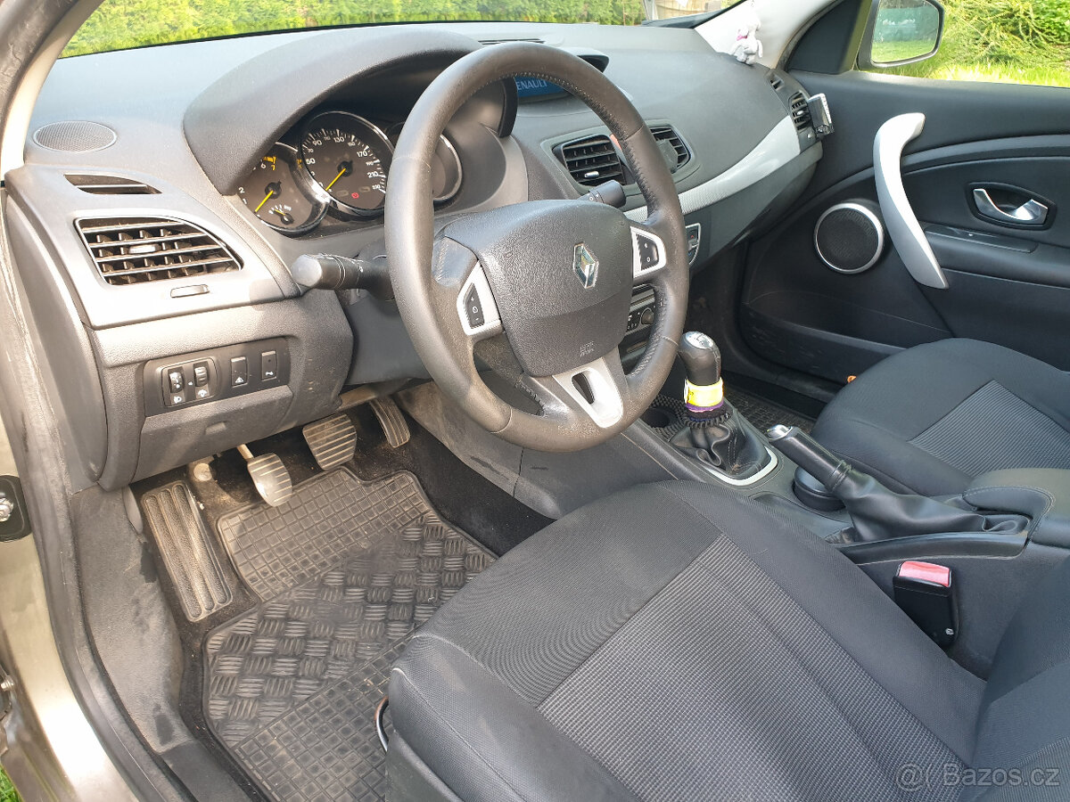 Prodám Renault Fluence - 10