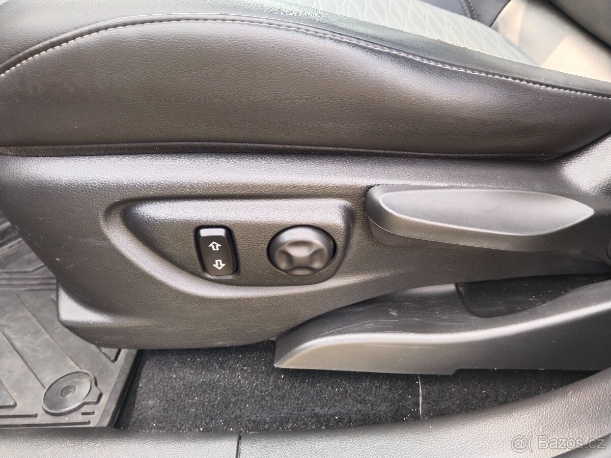 Opel mokka 1,7 CDTI 4x4 2014 xenony,serviska manuál - 10