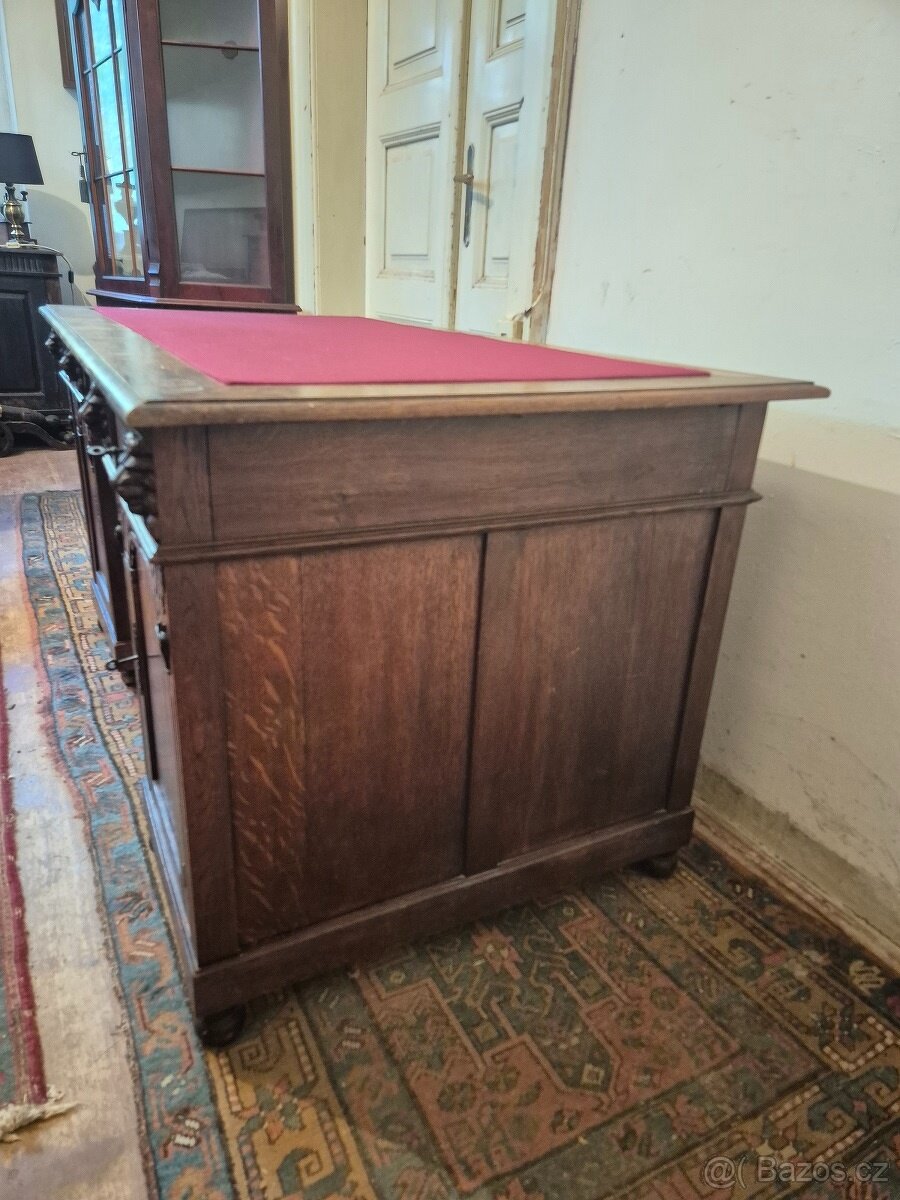 Starožitný psací stůl s bohatým řezbářstvím - Prostorový - 10