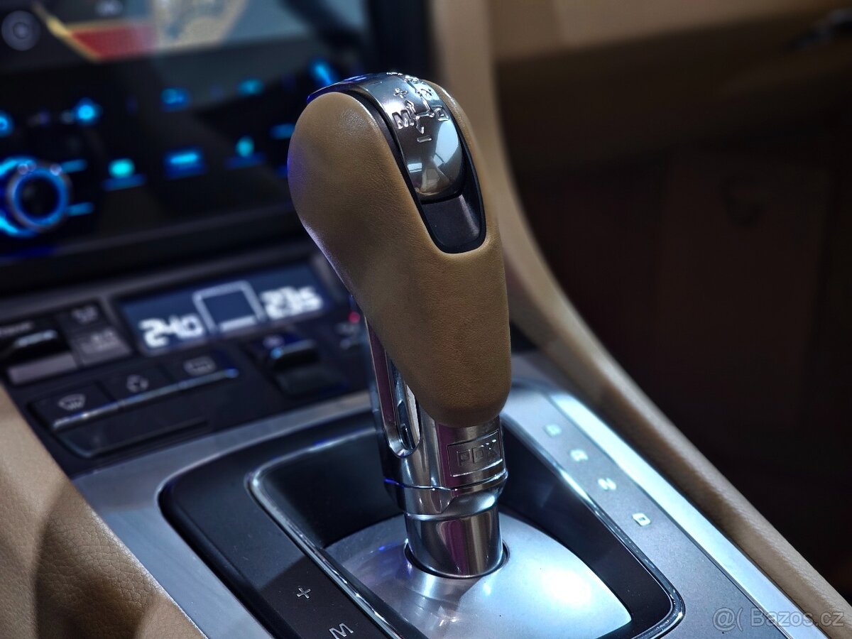 Porsche Cayman 981 2.7 202 kW PDK - 10