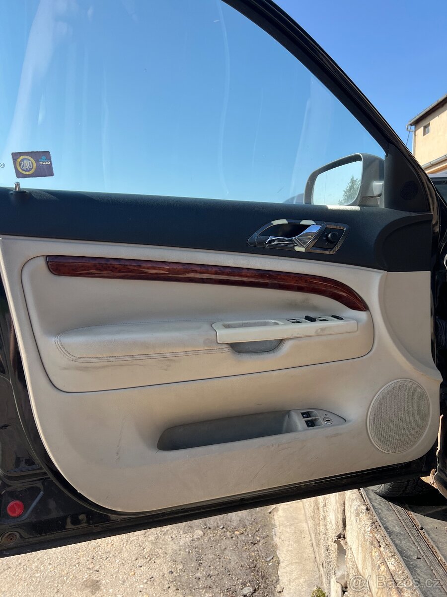 Interiér Superb 1 - 10