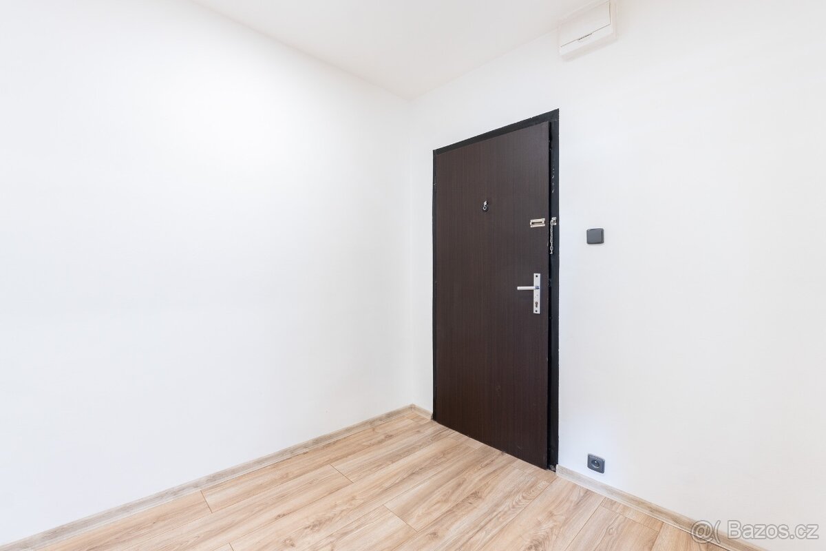 Prodej bytu 2+kk 48 m² Alejní, Chlumec - 10