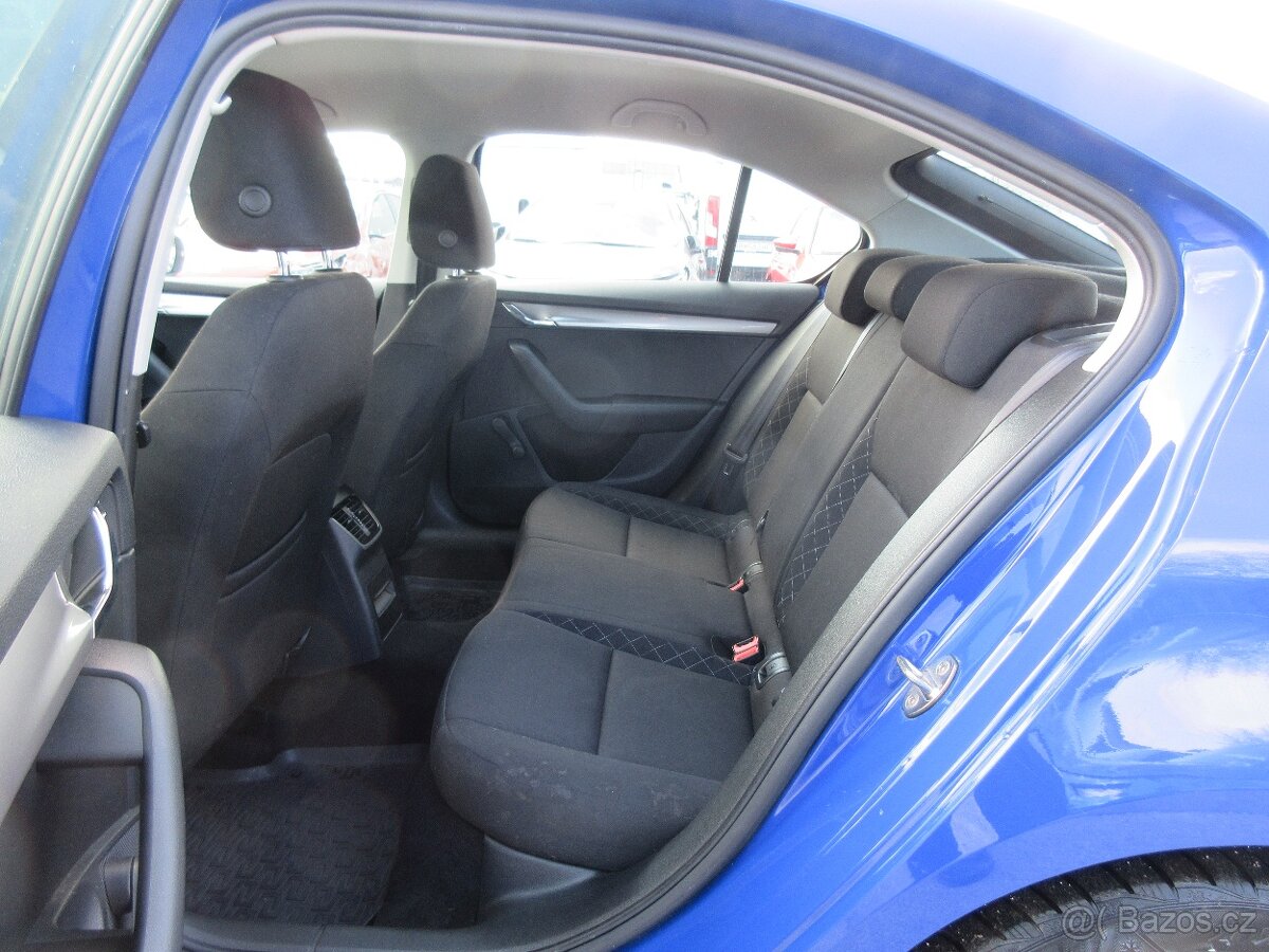Škoda Octavia 1.0 TSI Active - 10
