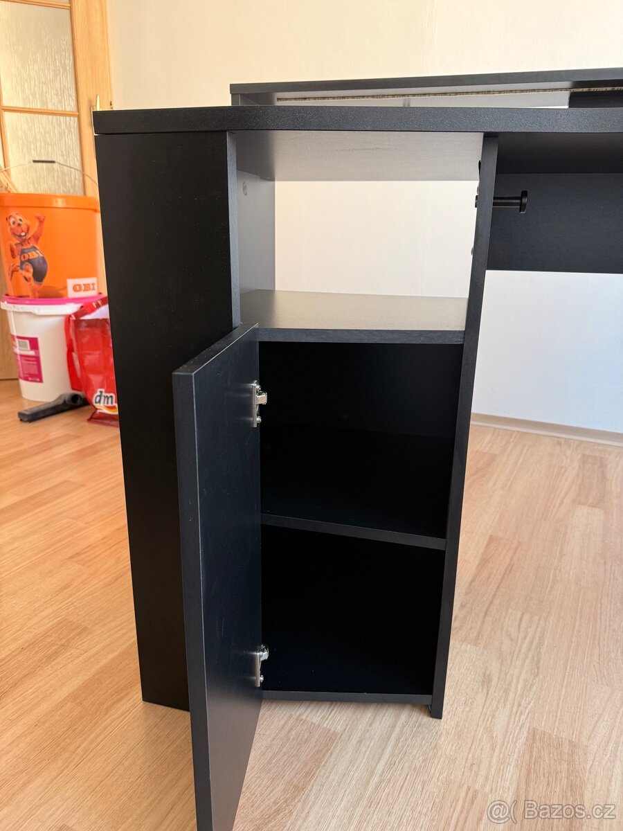 počítačový stůl s led osvětlením - 10