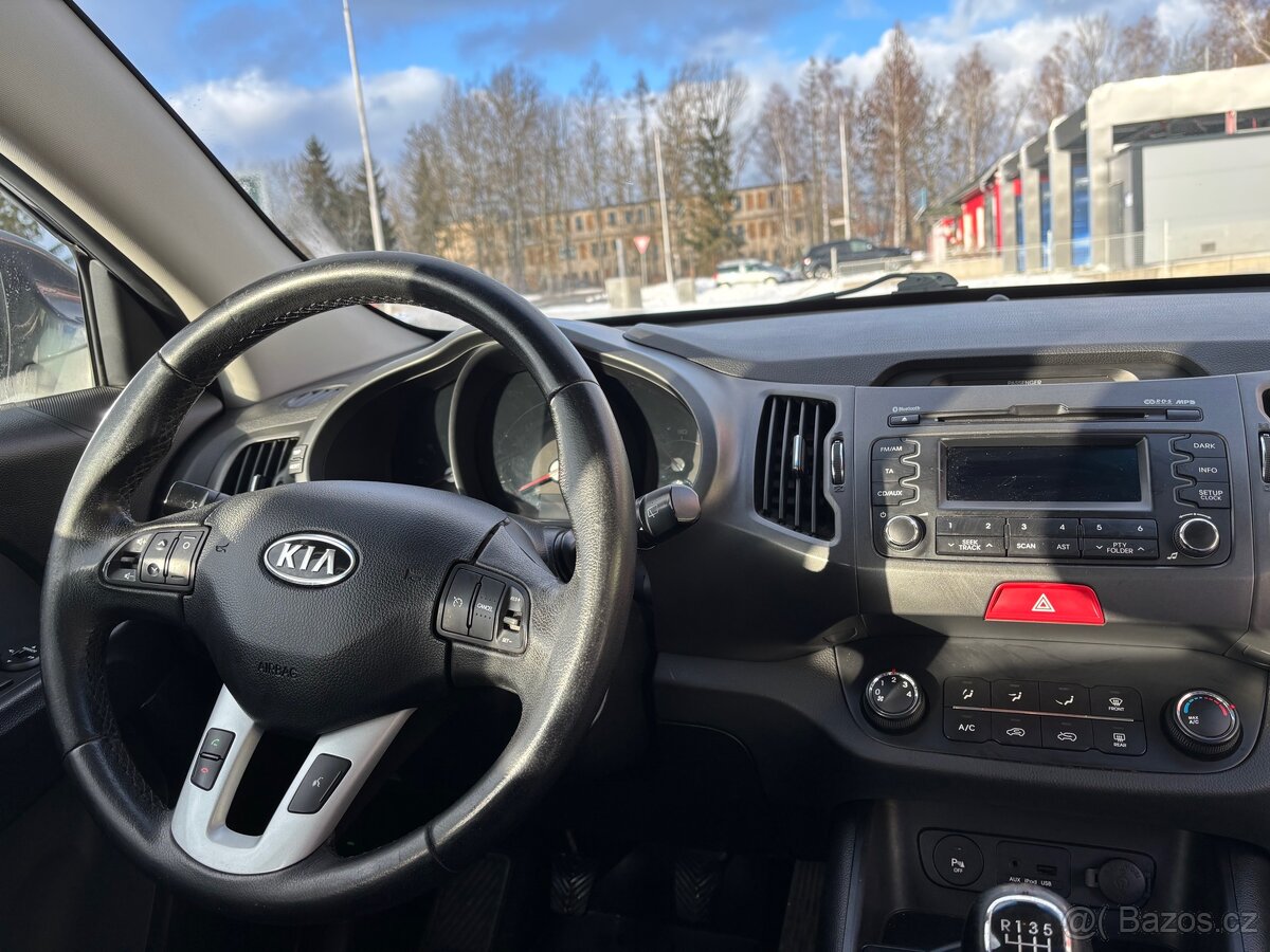 KIA SPORTAGE 3 - 10