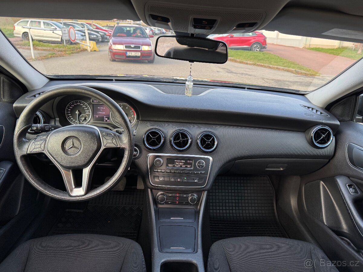 Mercedes-Benz A 180 Automat - 10