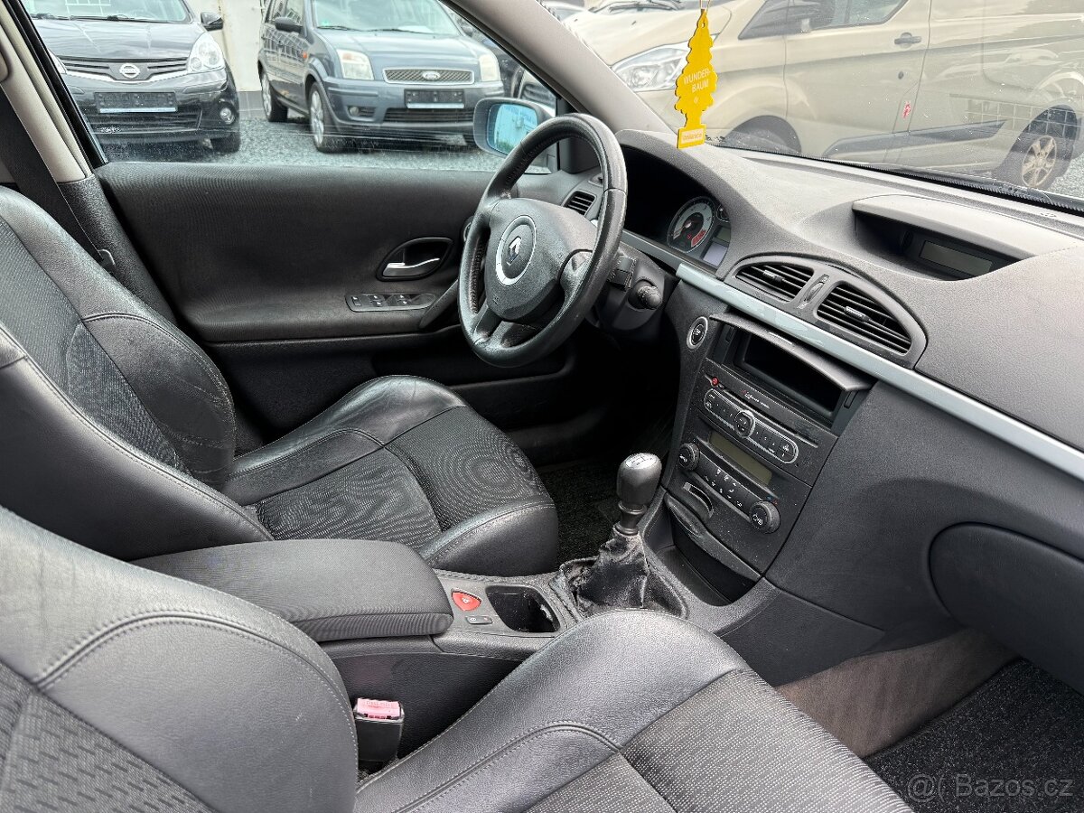 Renault Laguna 1.9 DCi 88KW - 10