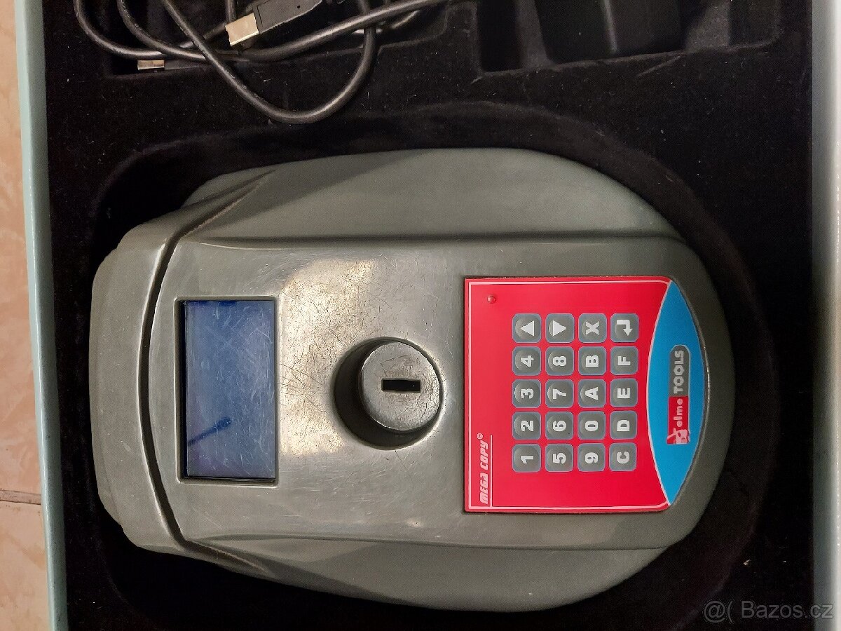 Programátor autoklíčů T-code + AD 900 - 10