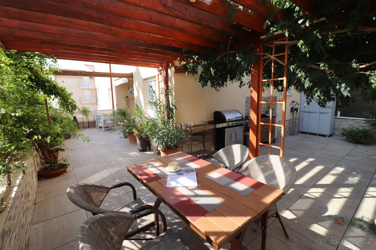 ☀Vodice(HR)-Kompletne zariadený byt s dvorom, 600 m od pláže - 10