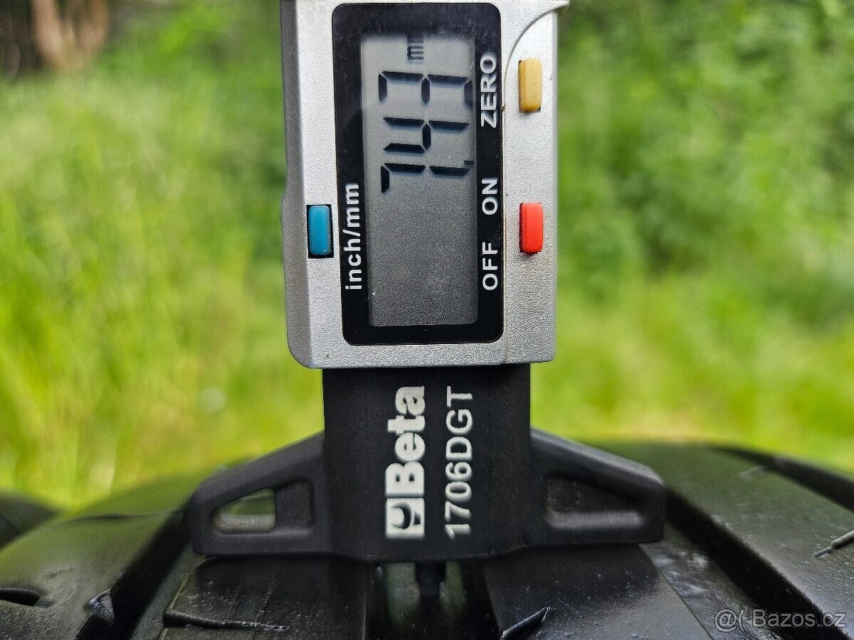 2x Letní pneu Sava Intensa UHP 2 - 205/50 R17 XL - 95% - 10