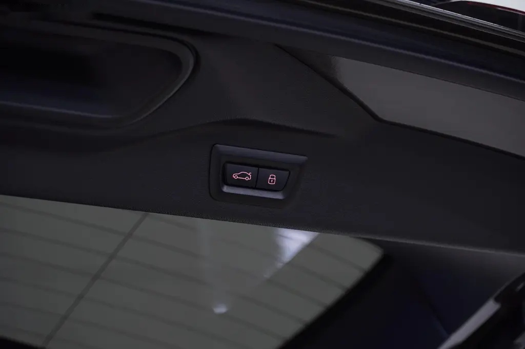 BMW X7, 40i,M-PAKET,HUD,PANO,ZÁRUKA - 10