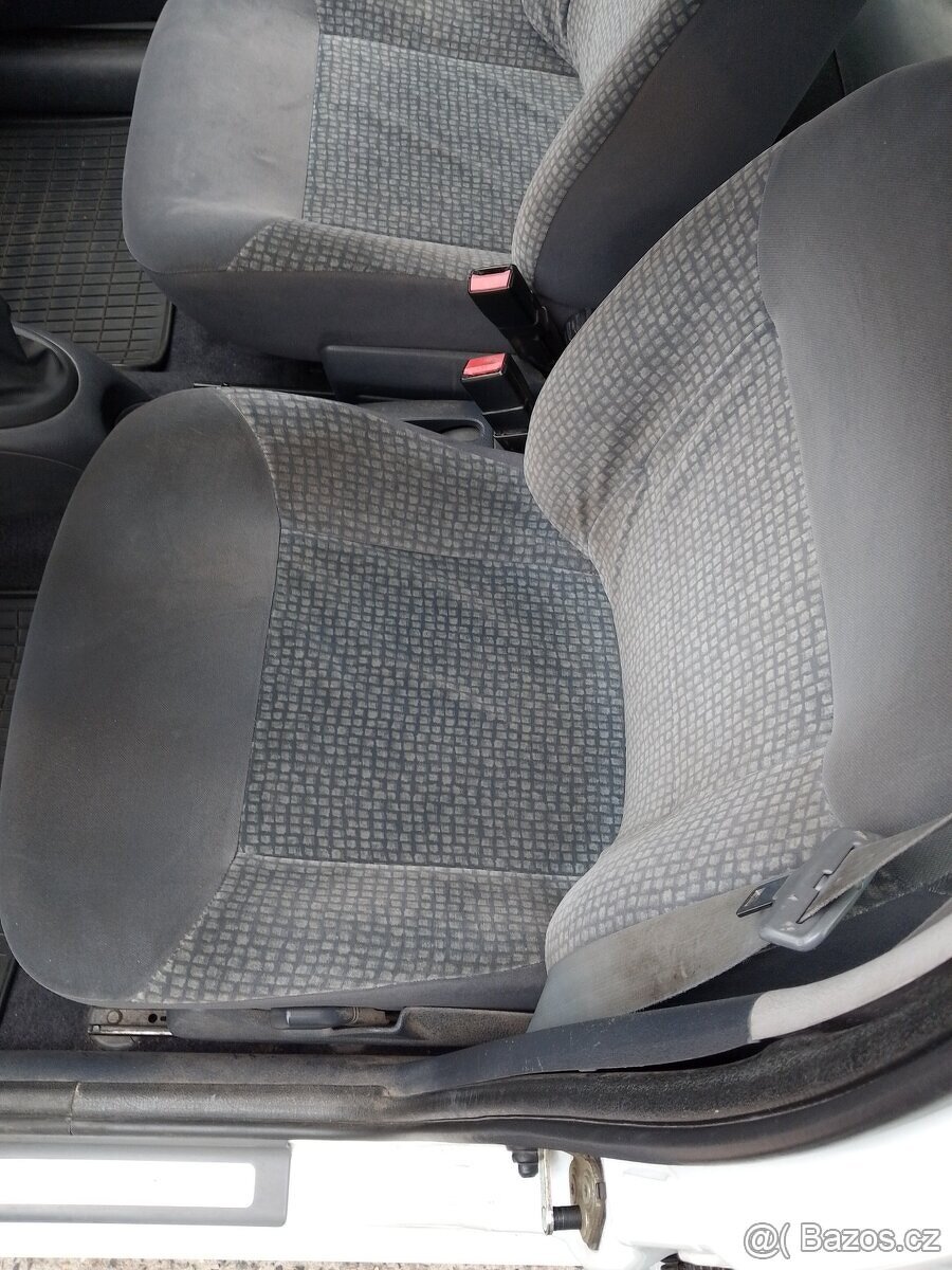 Renault Megane 1.9dci - 10