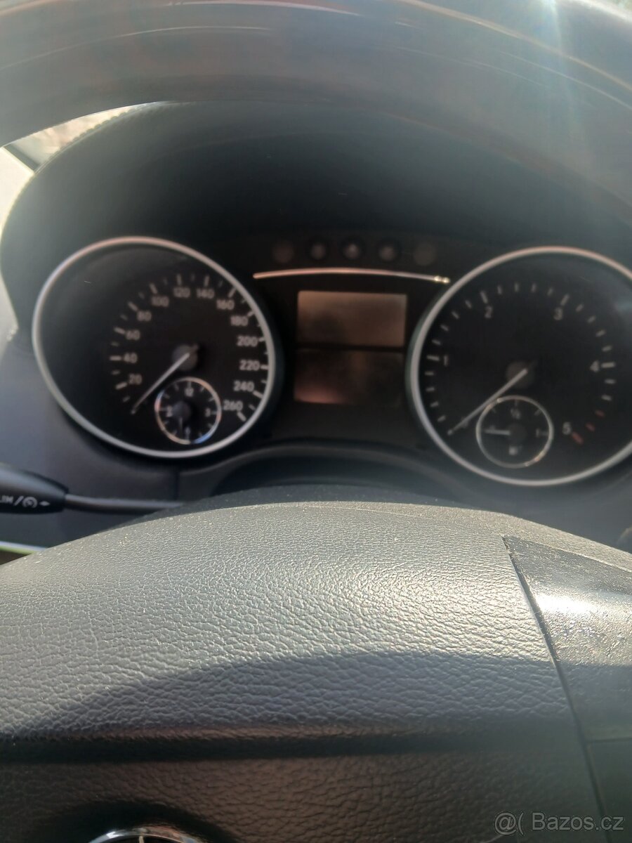 Mercedes-Benz Gls - 10