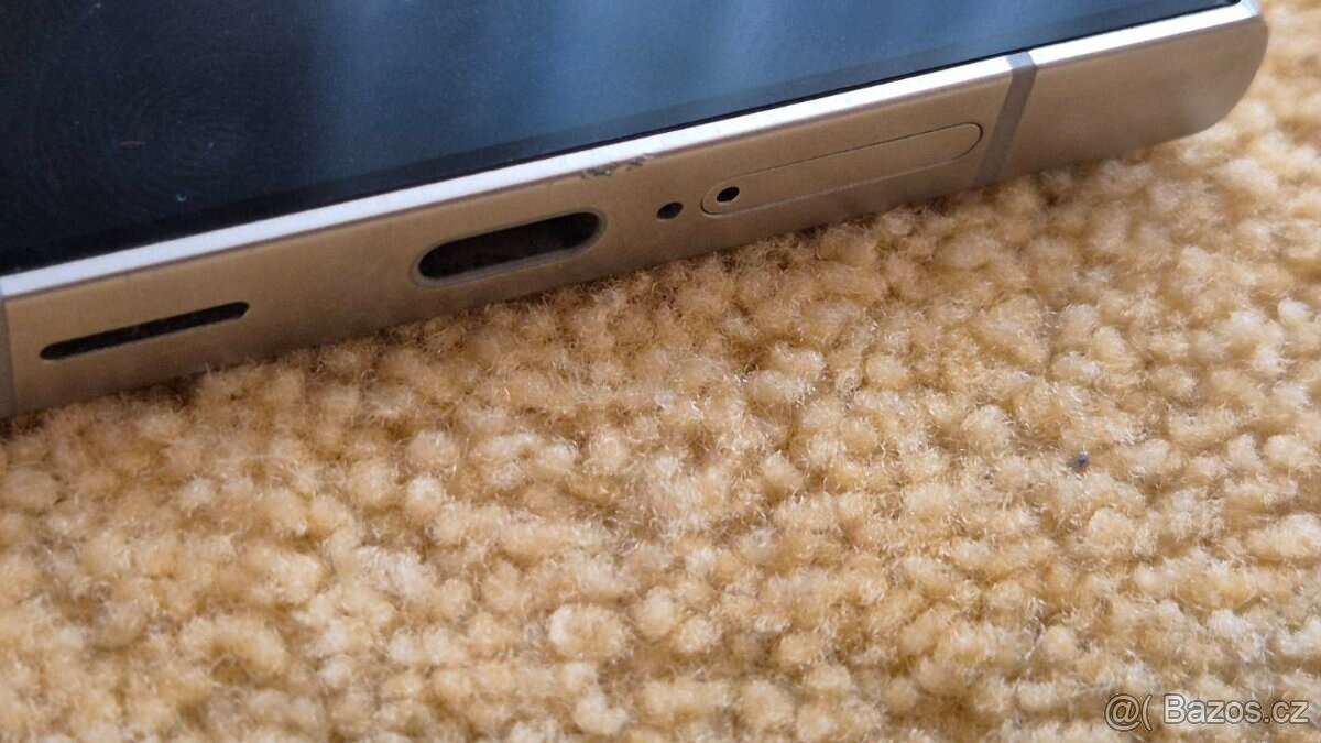 Samsung Galaxy S24 Ultra 512 GB - ZÁRUKA DO 2027 - 10