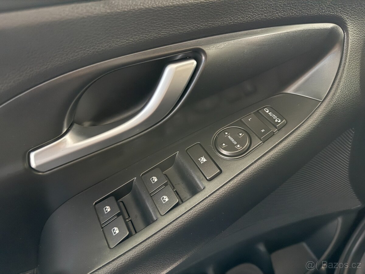 Hyundai i30 1.0 TGDi SMART,FASTBACK,AUTOMAT - 10