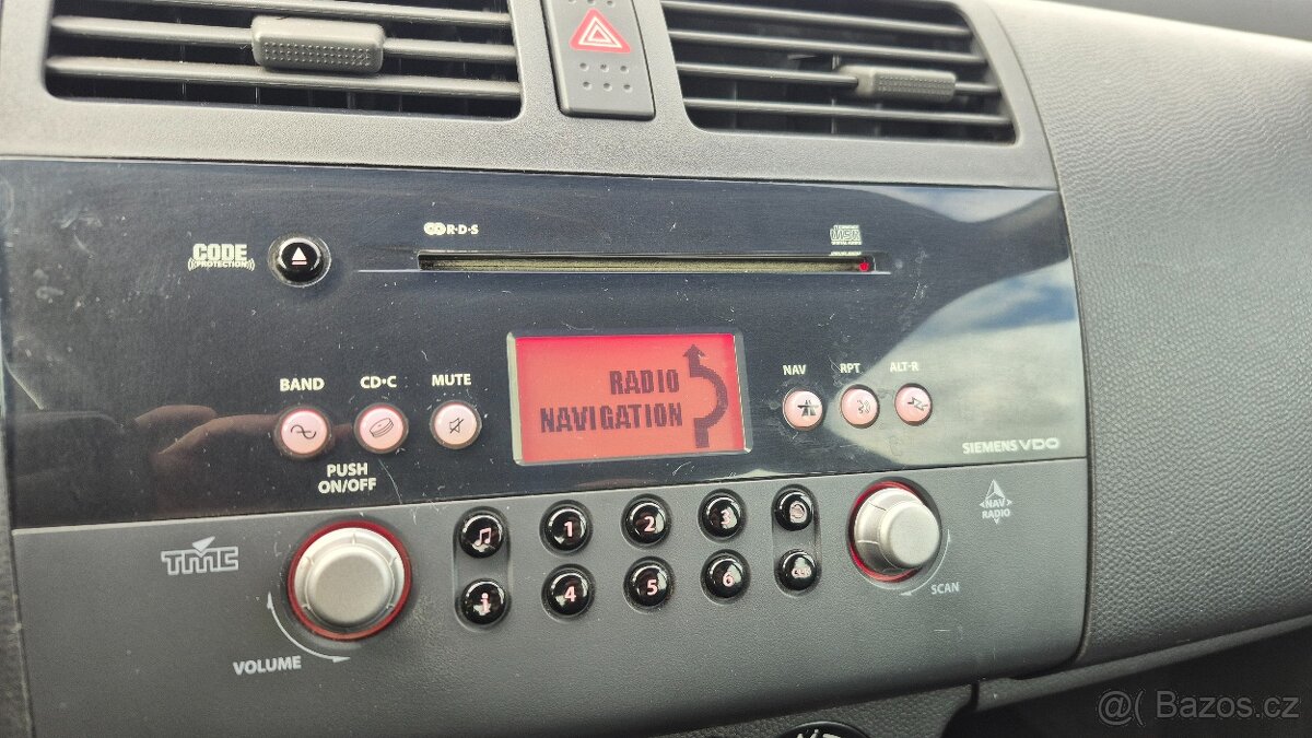 Suzuki Swift 1.3i - 10