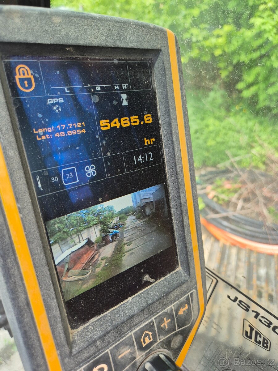 JCB JS130LC PÁSOVÉ RYPADLO - 10