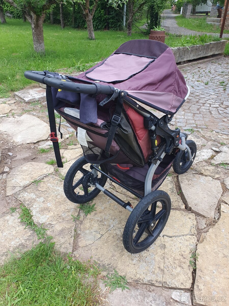 skládací terénní kočárek B.O.B - 10