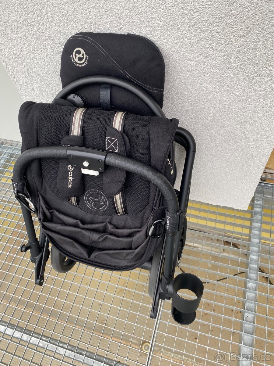 Cybex eezy S twist+2 - 10