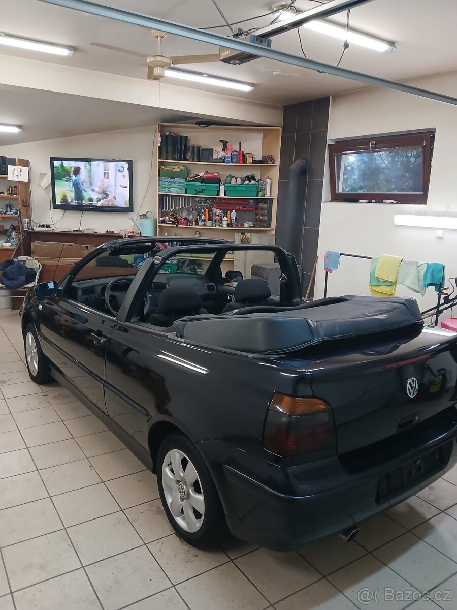 Volkswagen GOLF IV Cabrio - 10