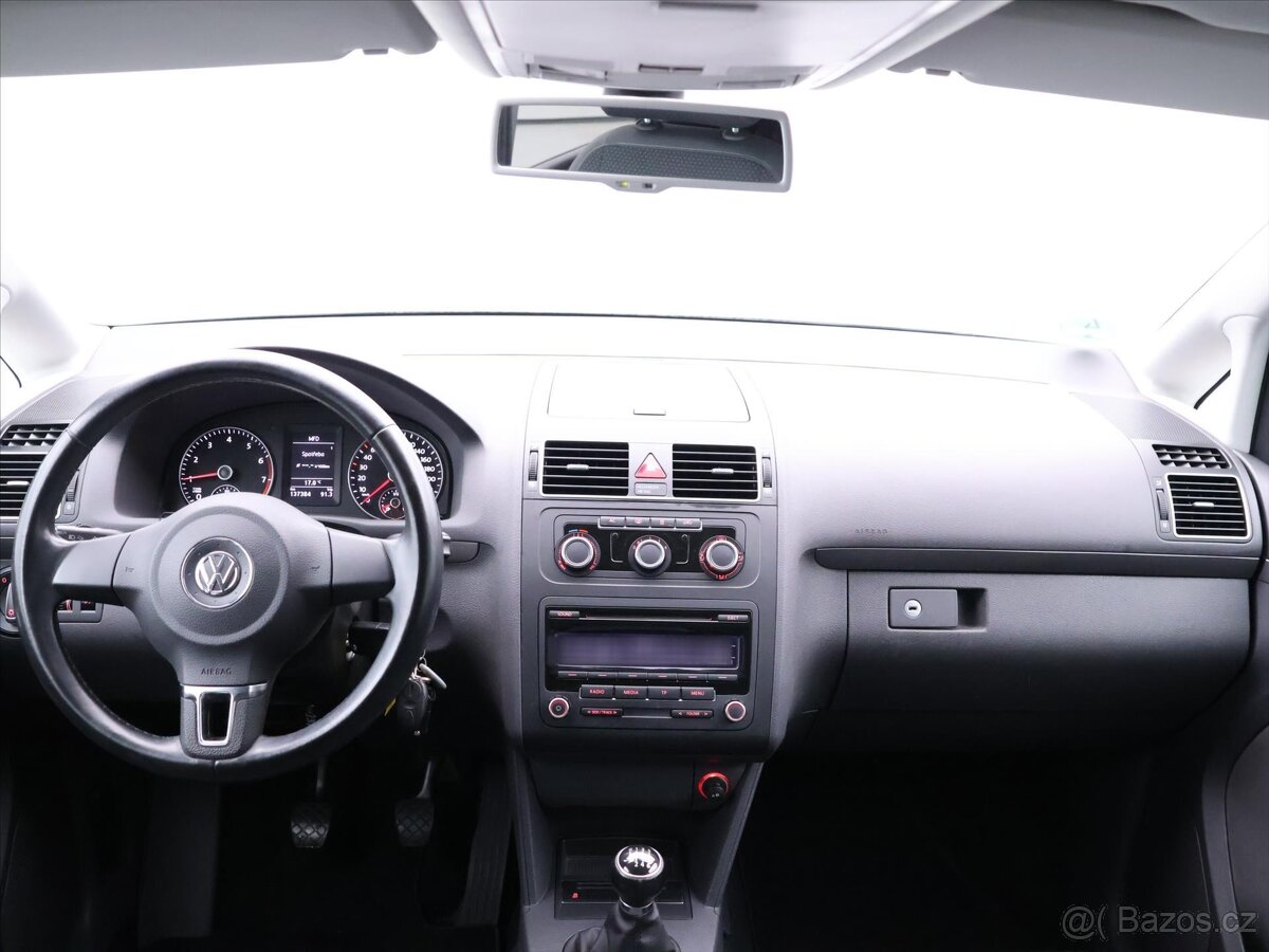 Volkswagen Touran 1,4 TSI 103kW Comfort Xenon (2011) - 10