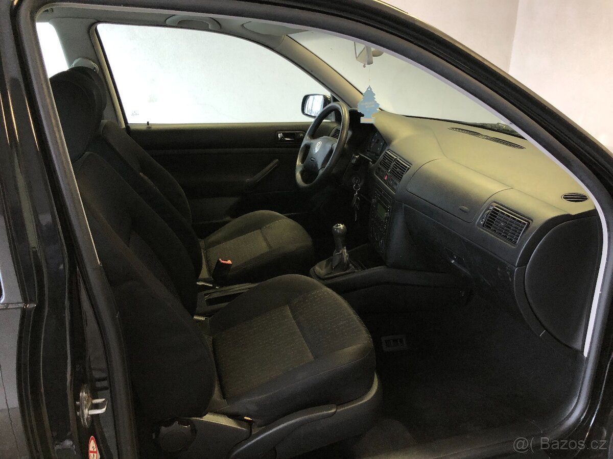VOLKSWAGEN GOLF 1.4 16V - 10