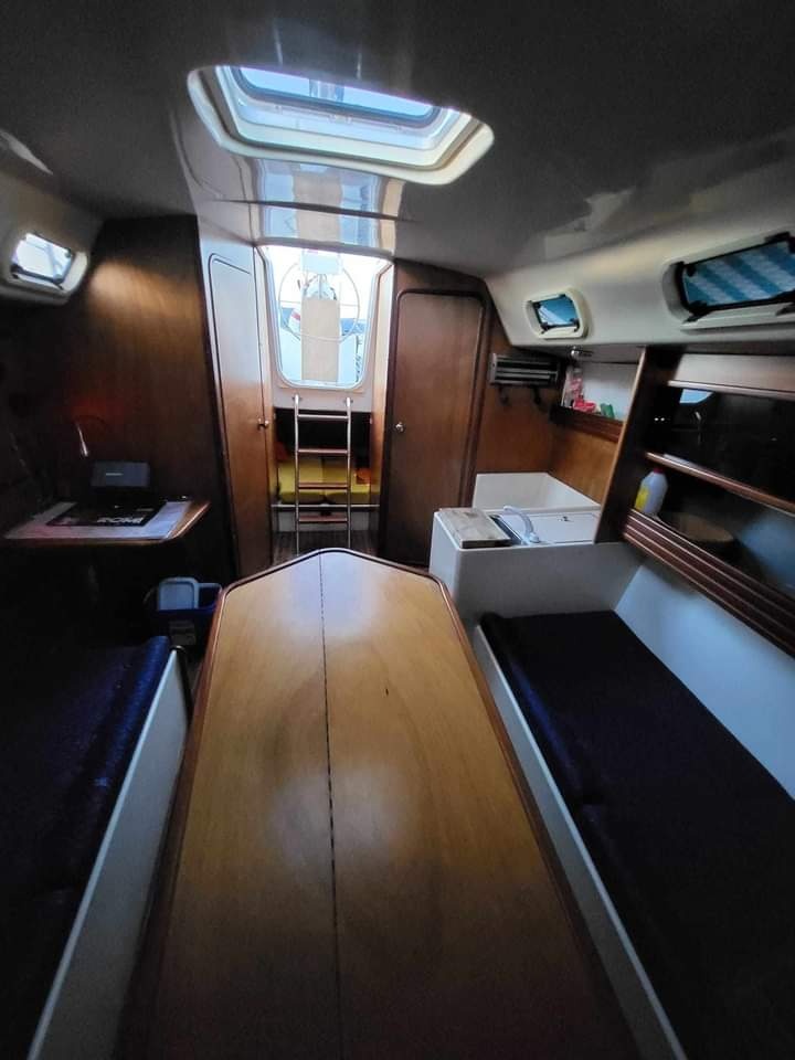 Prodám kajutovou plachetnice avar 32 - 10