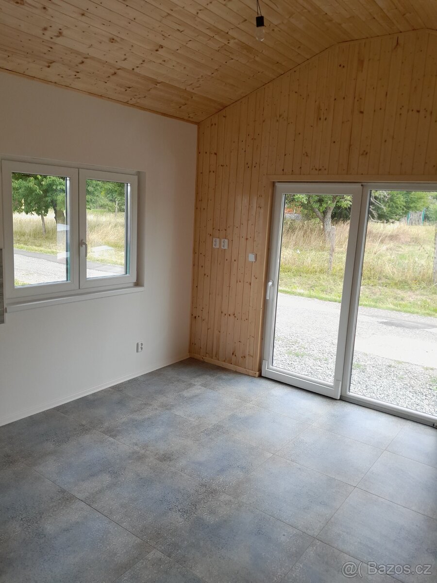 Menší domecek;))25m² - 10