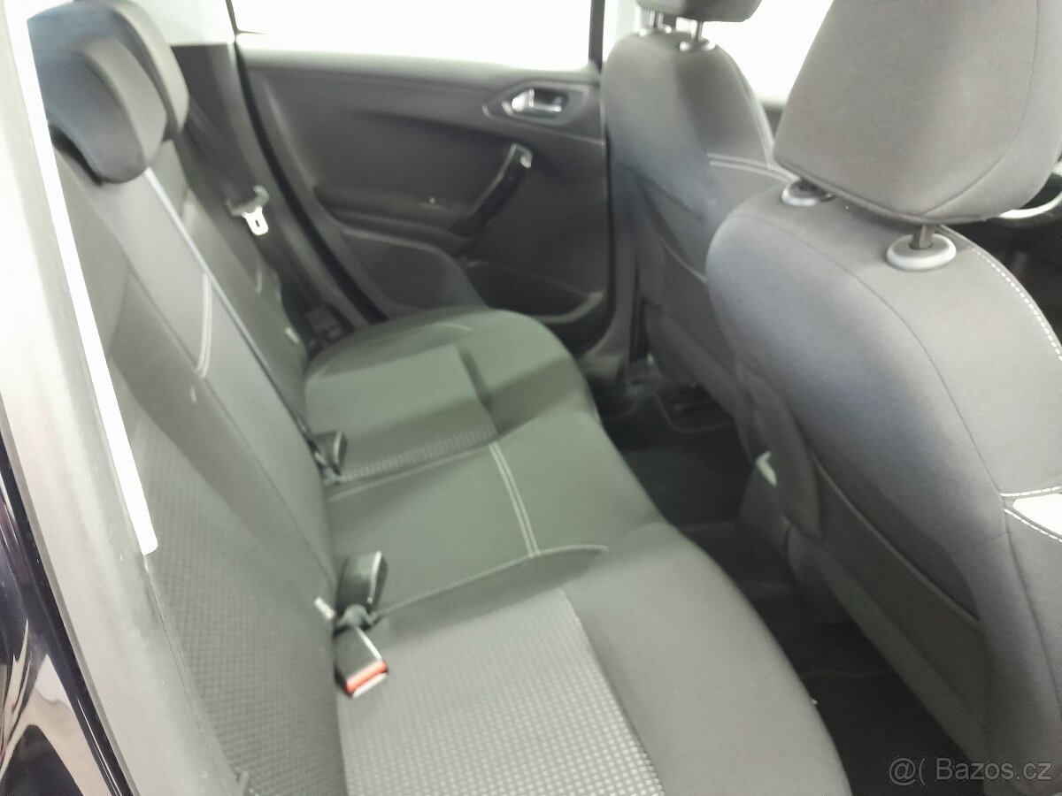 Peugeot 208 1,2 PURETECH - 10