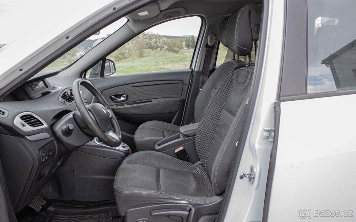 Renault Scenic 2.0 CVT 2011 - 10