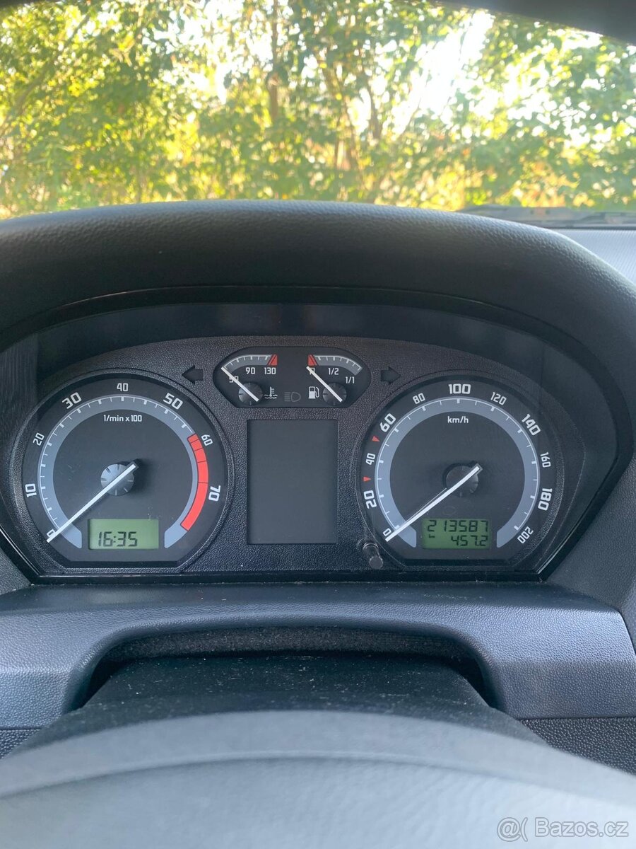 Fabia kombi 1.4, 55kW klima, vyhř. sedadla - 10