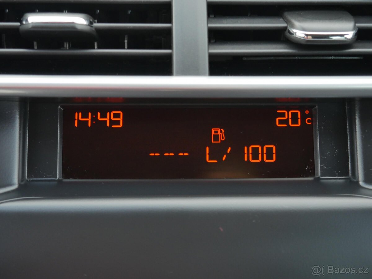 Citroën C4 1.4 i , 70 kW benzín, 2011 - 10