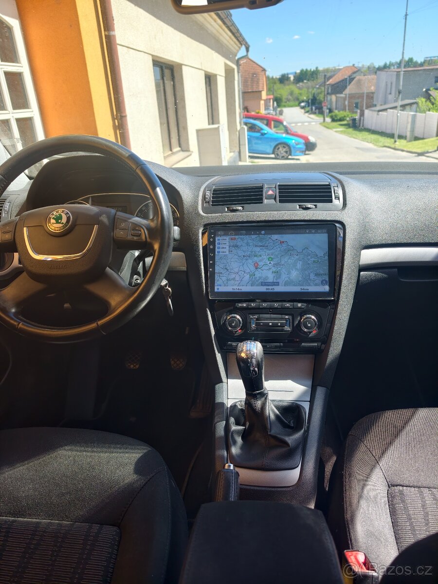 Škoda Octavia 2 combi facelift - 10