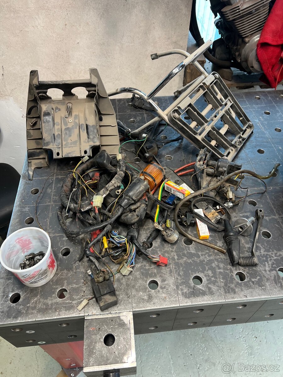 Honda CB 450s - díly - 10