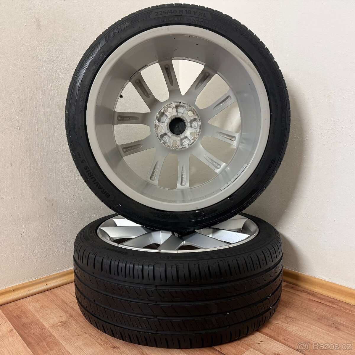 ŠKODA GEMINI OCTAVIA III 5x112 R18 ET51+LETNÍ 225/40R18 7mm - 10