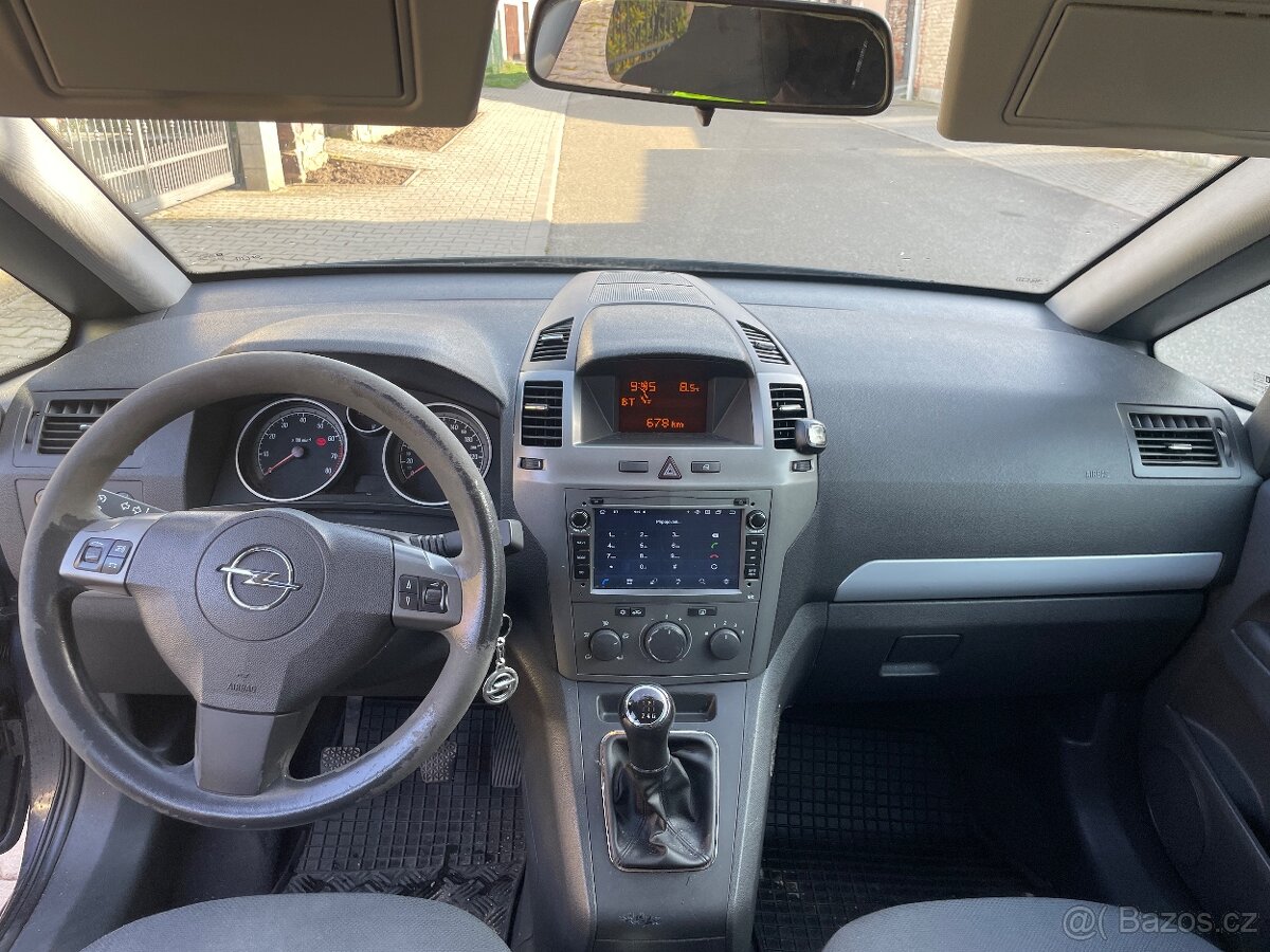 Opel Zafira B 2.2i benzín, 110kW - 10