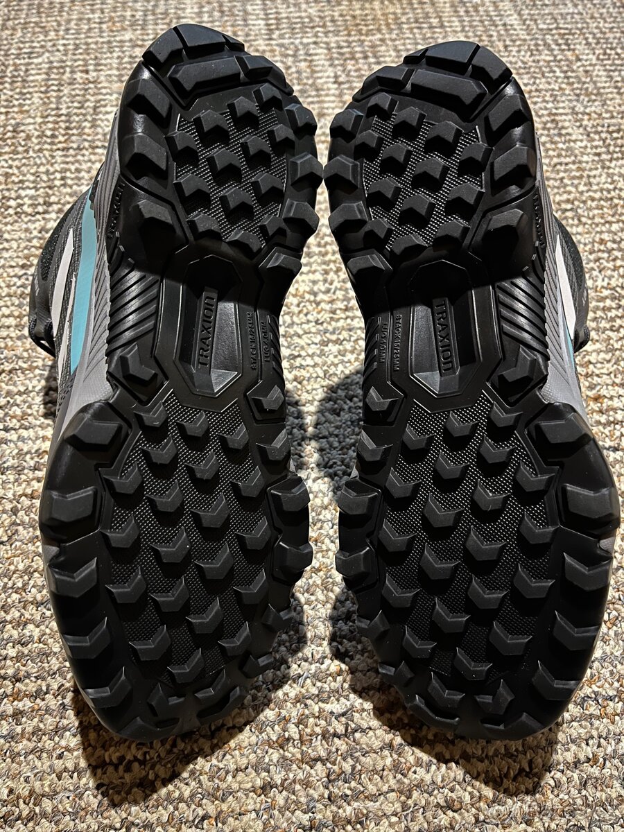 Adidas Terrex eastrail 2 mid - 10