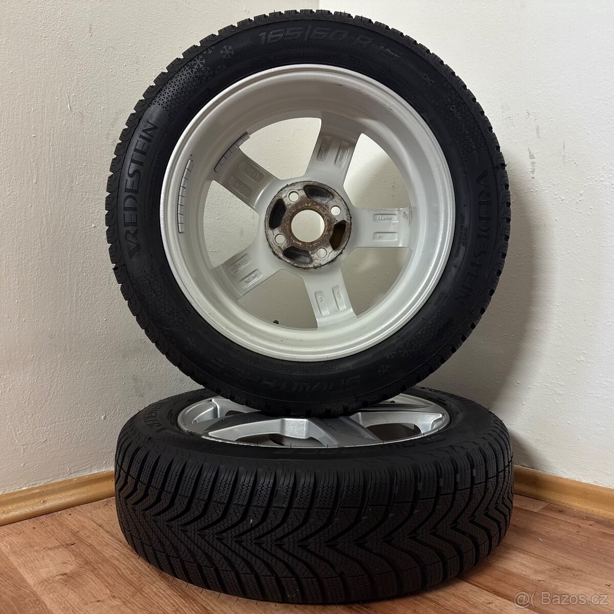 TOYOTA AYGO 4x100 R15 ET35+ZIMNÍ 165/60R15 7,5mm - 10