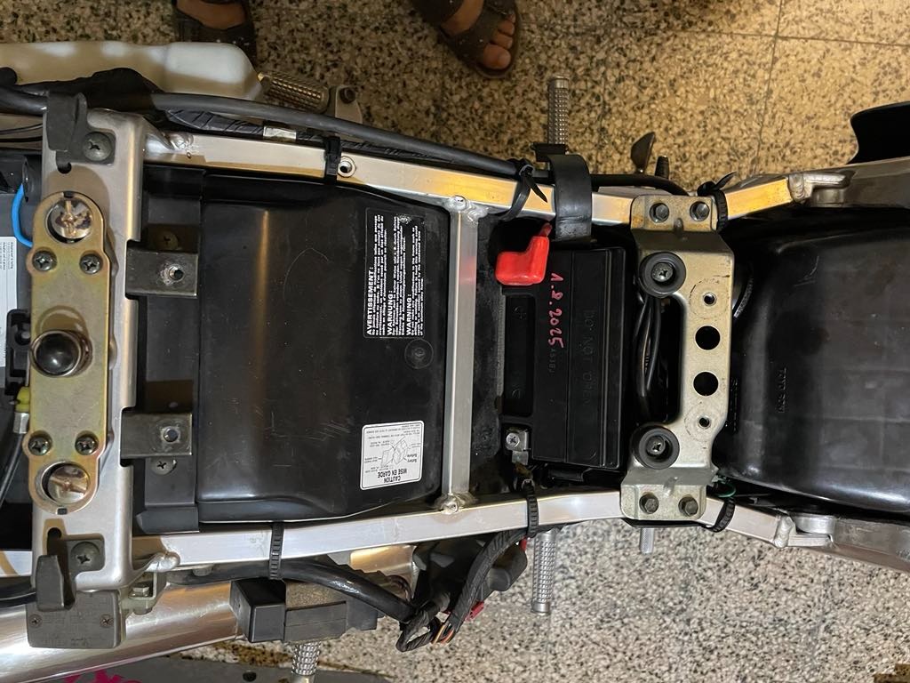 Suzuki GSXR 750W - 10