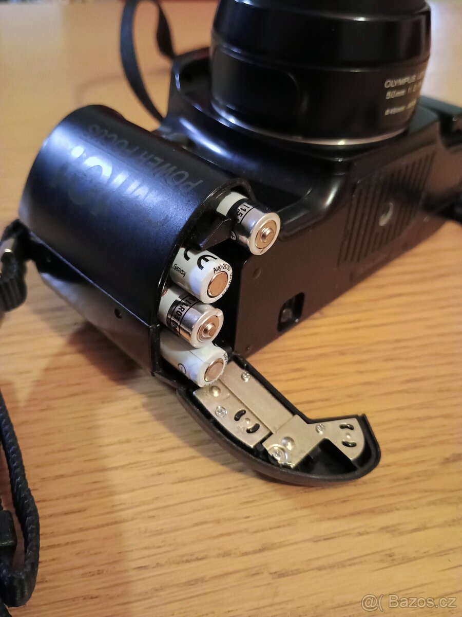 Olympus OM101 + Olympus 50/2 - 10