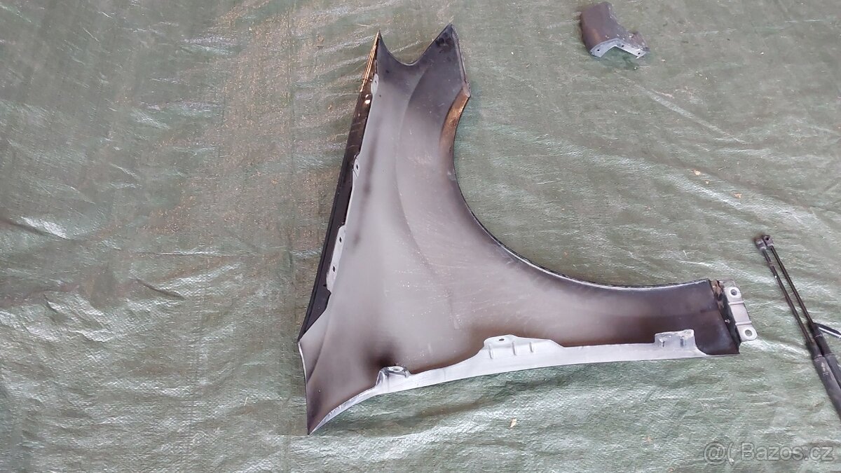 Mercedes W164 BLATNÍK LEVÝ ČERNÝ 4000kč - 10