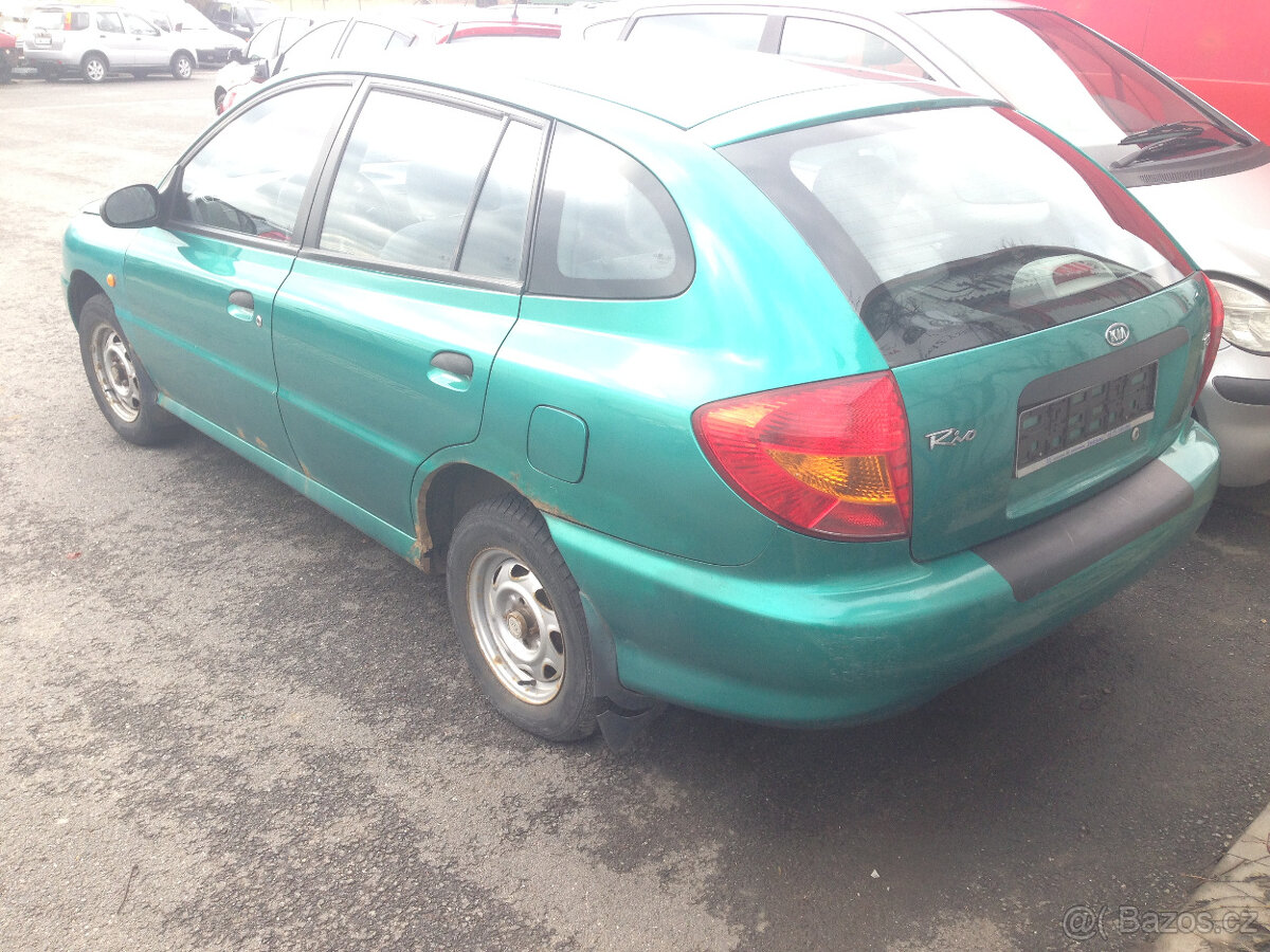 Kia Rio 1,5i rok 2000 - pouze dily - 10