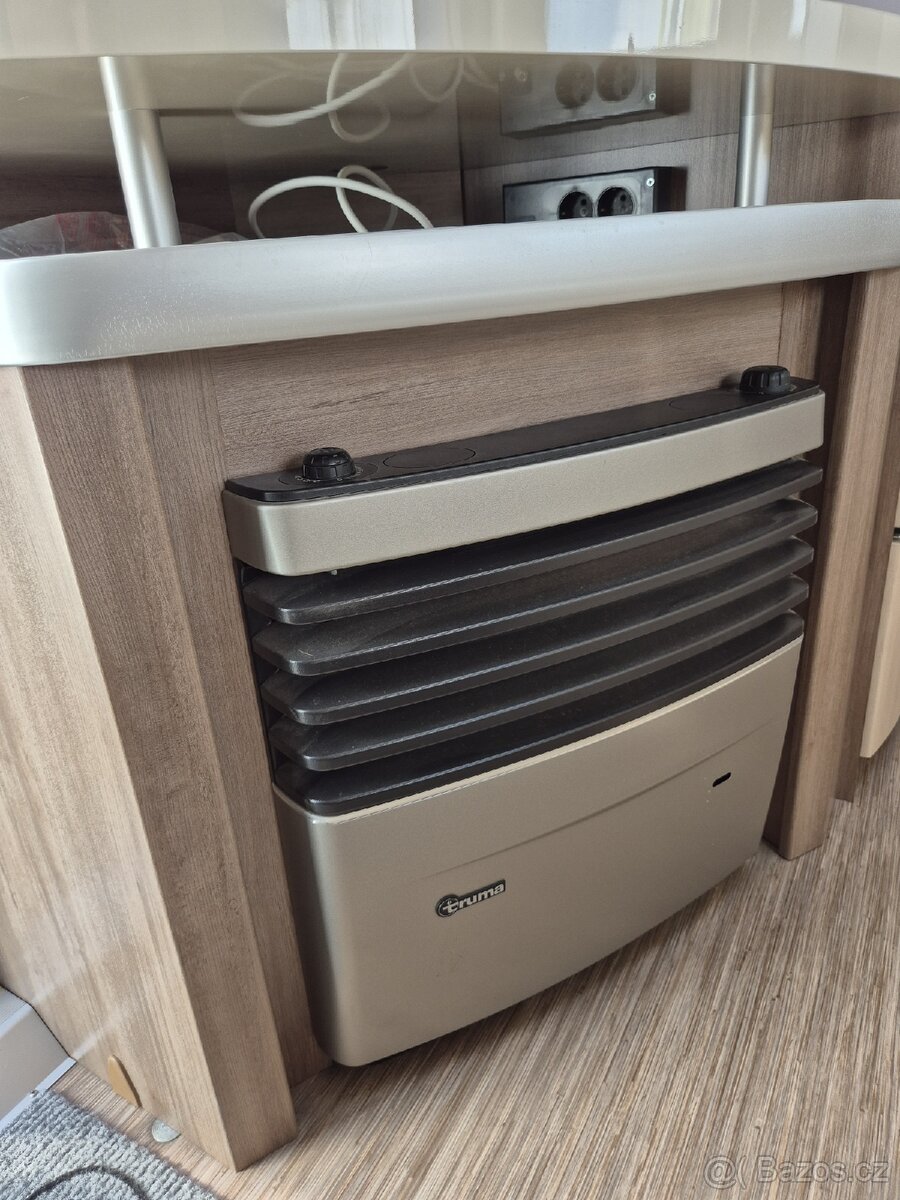 Karavan Hobby 560, 2015 - 10