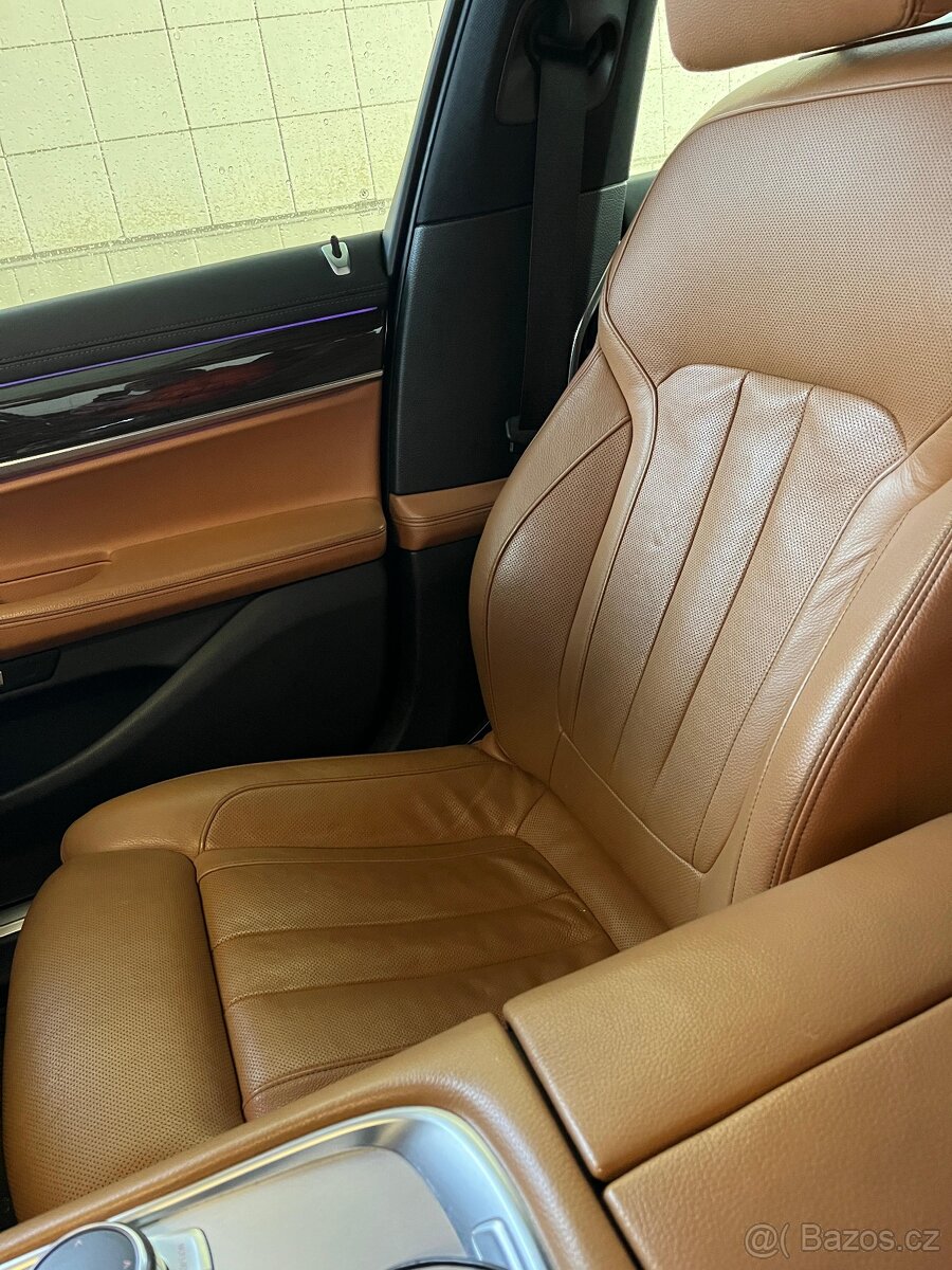 BMW 7 730D XDRIVE - 10